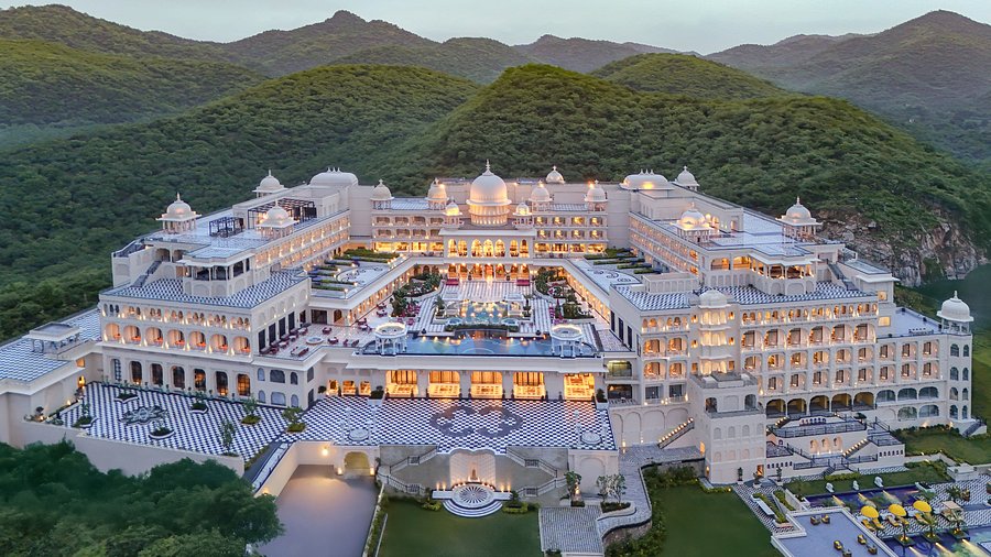 Lake Pichola in Udaipur